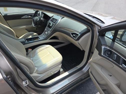 2019 Lincoln MKZ Hybrid Reserve