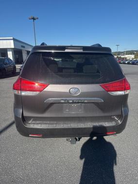 2013 Toyota Sienna 