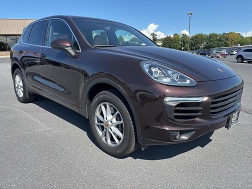 2016 Porsche Cayenne Base