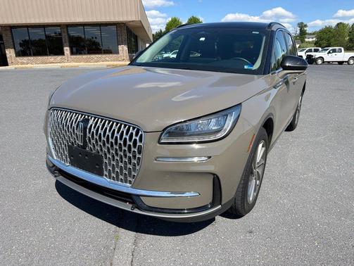 Harbor Gray Metallic Clearcoat 2025 Lincoln Corsair Premiere