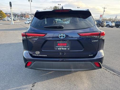 2021 Toyota Highlander Hybrid XLE