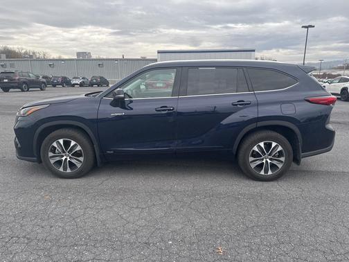2021 Toyota Highlander Hybrid XLE
