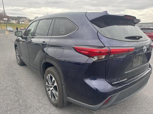 2021 Toyota Highlander Hybrid XLE