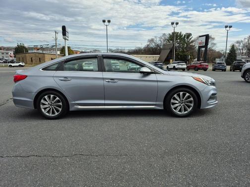 2016 Hyundai SONATA Sport