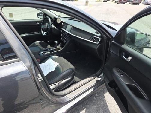 2020 Kia Optima S