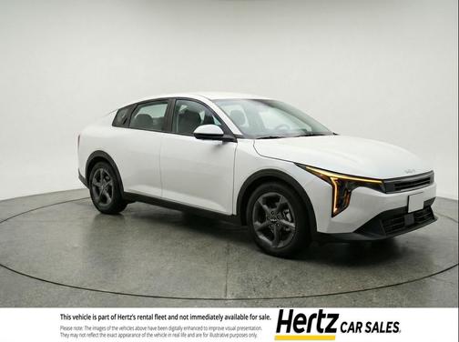 Snow White Pearl 2025 Kia K4 LXS