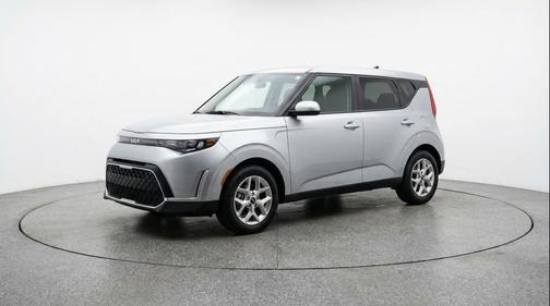 Steel Gray 2025 Kia Soul LX