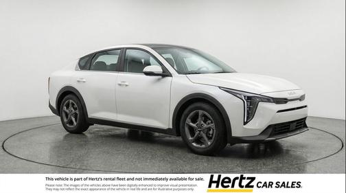 Snow White Pearl 2025 Kia K4 LXS