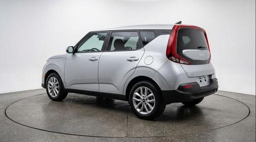 Steel Gray 2025 Kia Soul LX