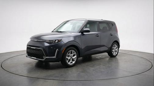 Gravity Gray 2025 Kia Soul LX