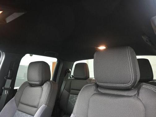 Green 2026 Nissan Frontier SV