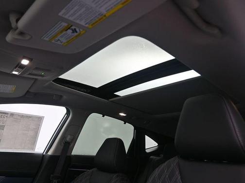 Everest White P 2026 Nissan Murano Platinum