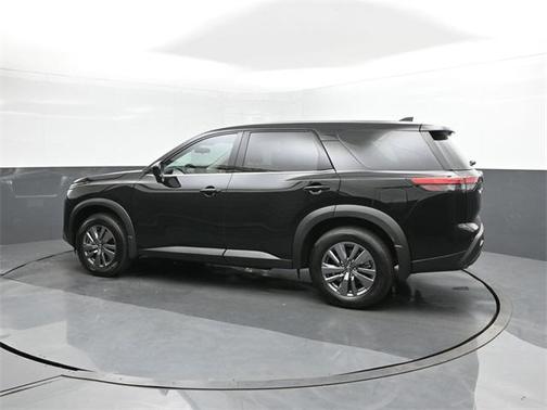 2025 Nissan Pathfinder S