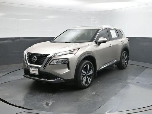 Champagne Silver 2023 Nissan Rogue SL