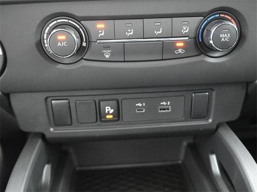 2025 Nissan Frontier S