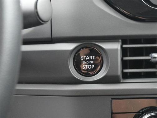 2025 Nissan Pathfinder S