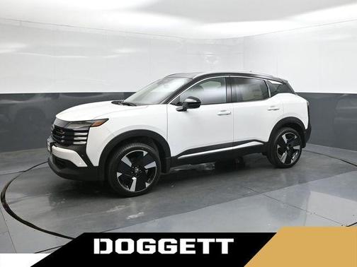 2t Wht Blk Roof 2026 Nissan Kicks SR