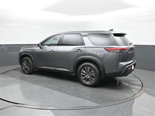 2025 Nissan Pathfinder S