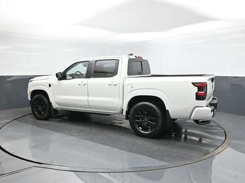 Glacier White 2026 Nissan Frontier SV