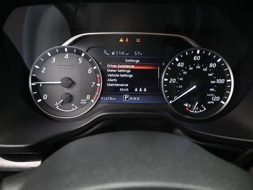 Glacier White 2022 Nissan Titan SV