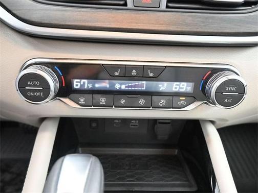 2025 Nissan Altima SL