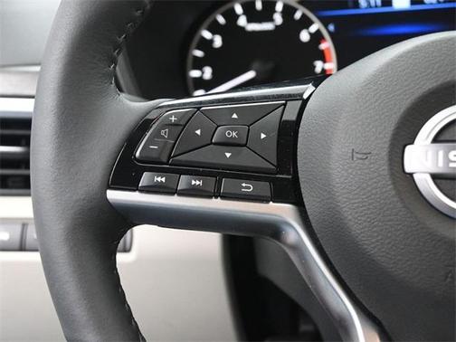 2025 Nissan Altima SL