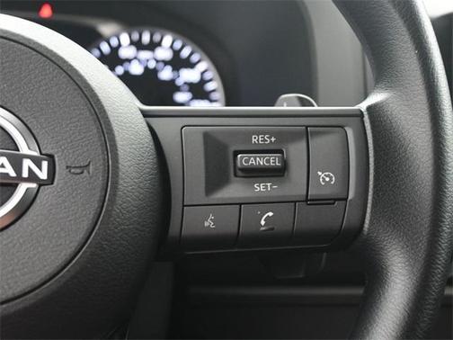 2025 Nissan Pathfinder S