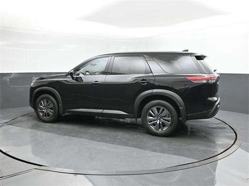 2025 Nissan Pathfinder S