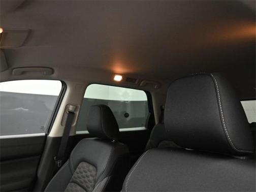 2025 Nissan Pathfinder S