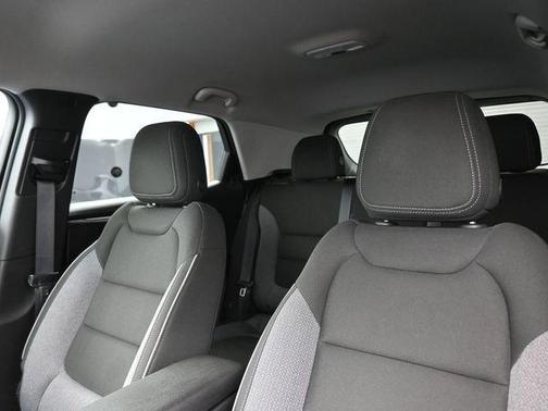 Summit White 2025 Chevrolet Trailblazer LT