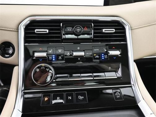 2025 Nissan Armada Platinum