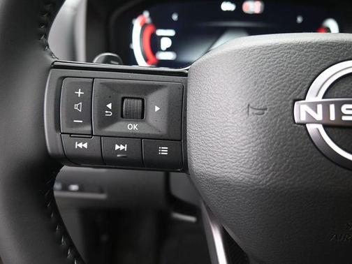 2t Chpn Blk Roo 2026 Nissan Rogue Platinum