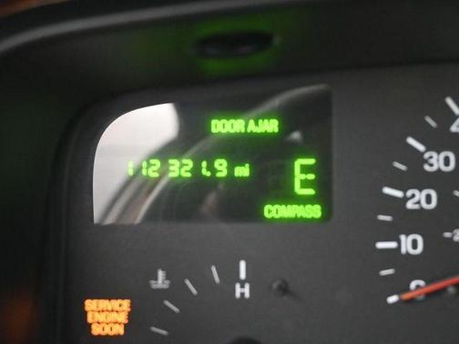 1999 Lincoln Town Car Signature