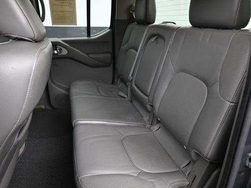 2012 Nissan Frontier SL