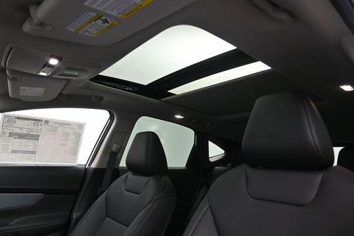 Everest White P 2026 Nissan Murano SL
