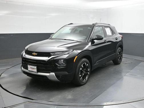 Mosaic Black Metallic 2022 Chevrolet Trailblazer LT