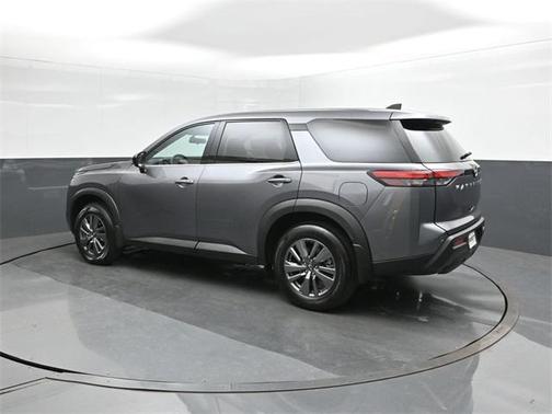 2025 Nissan Pathfinder S