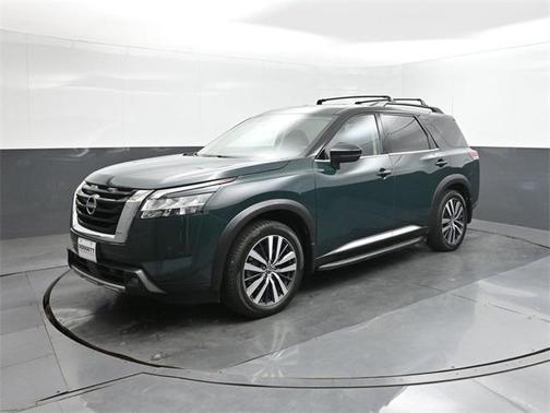 2022 Nissan Pathfinder Platinum