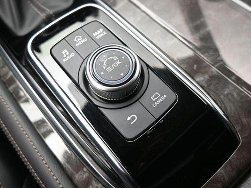 Aspen White 2023 Nissan Armada Platinum