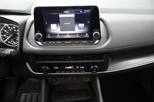 Everest White P 2026 Nissan Rogue SV