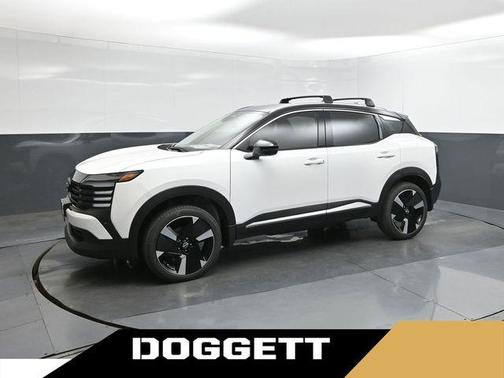 2t Wht Blk Roof 2026 Nissan Kicks SR