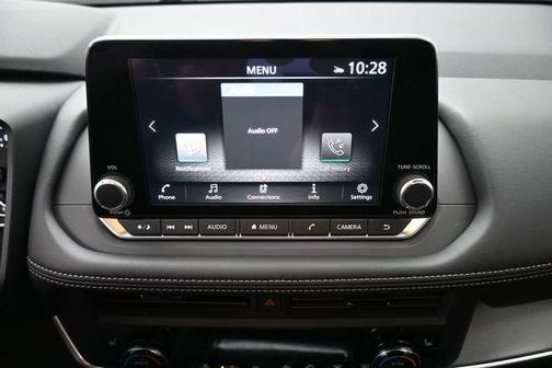 Everest White P 2026 Nissan Rogue SV