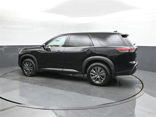 2025 Nissan Pathfinder S