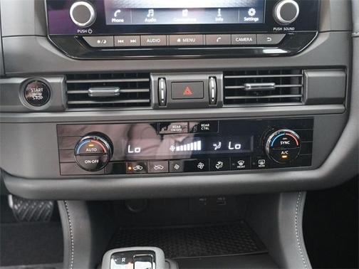2025 Nissan Pathfinder S