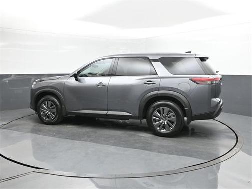 2025 Nissan Pathfinder S