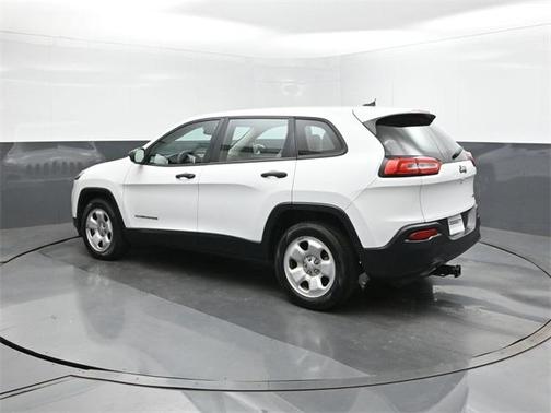2015 Jeep Cherokee Sport