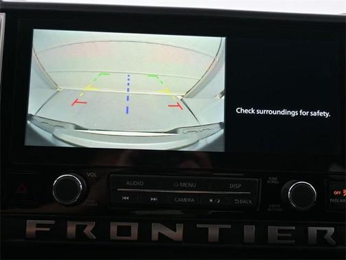 2025 Nissan Frontier SV