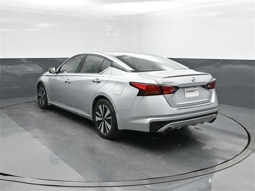 2022 Nissan Altima 2.5 SL