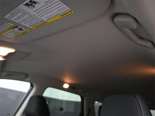 2025 Nissan Pathfinder S