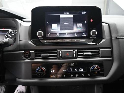 2025 Nissan Pathfinder S